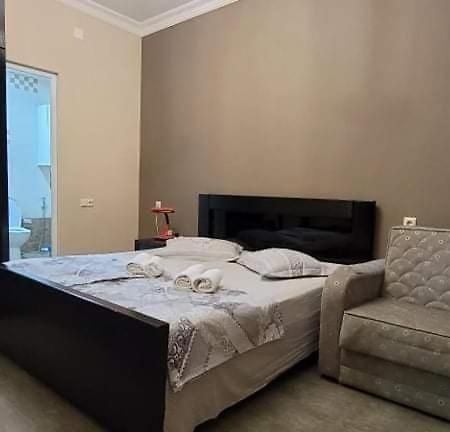 Guest House Kldiashvili Batumi Exterior photo