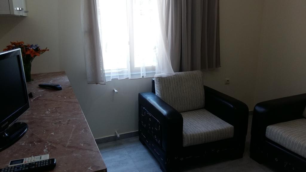 Guest House Kldiashvili Batumi Exterior photo